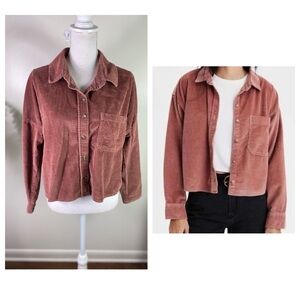 American Eagle women corduroy cropped collared buttoned shirt pocket Sz M rust